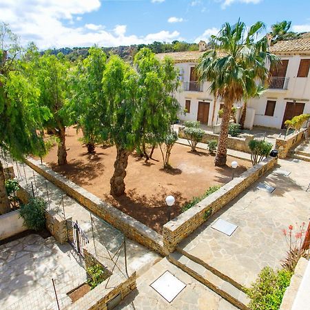 Sanvitotour- Residence Il Baglio ซานวิโต โลคาโป ภายนอก รูปภาพ