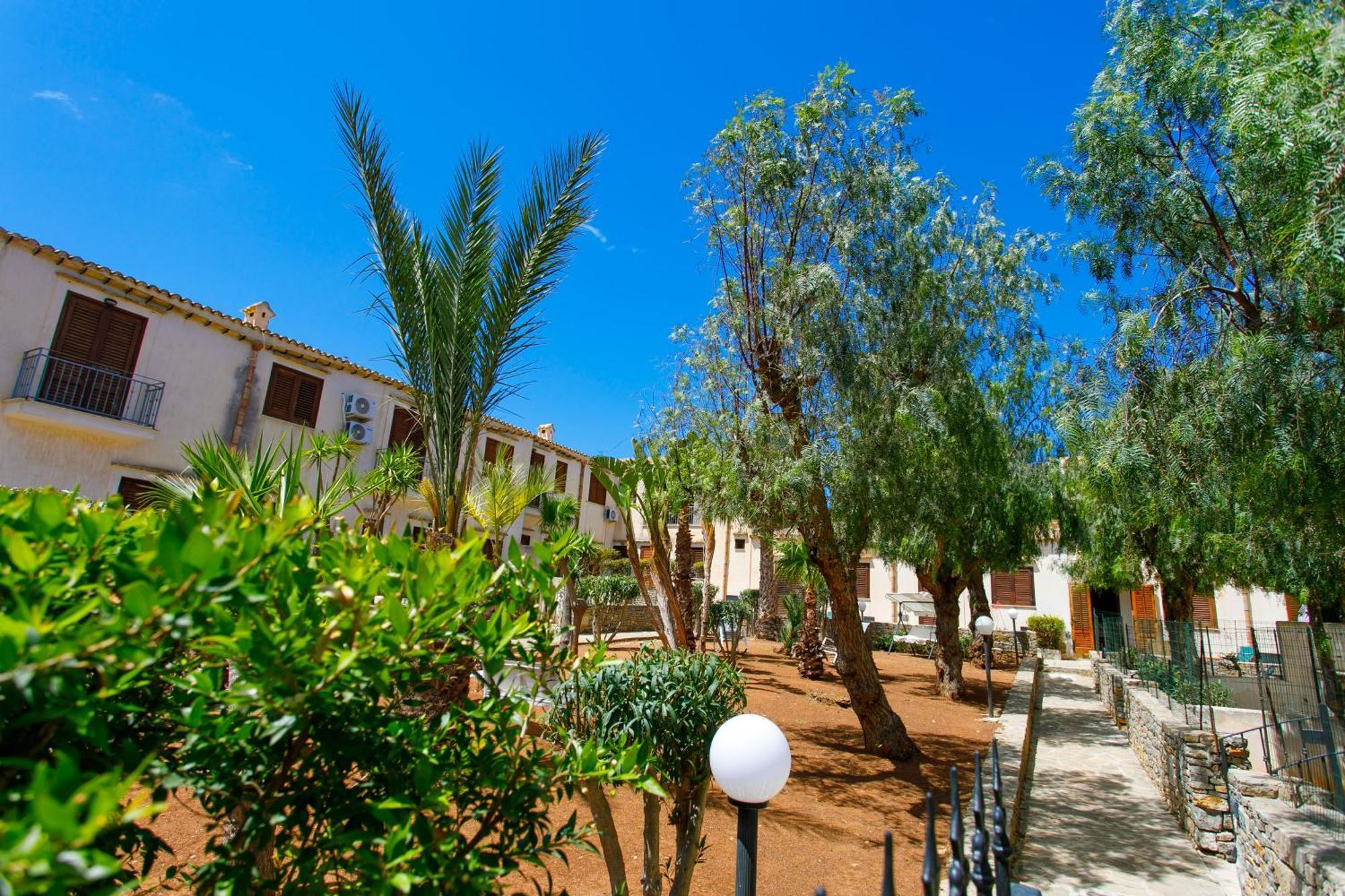Sanvitotour- Residence Il Baglio ซานวิโต โลคาโป ภายนอก รูปภาพ