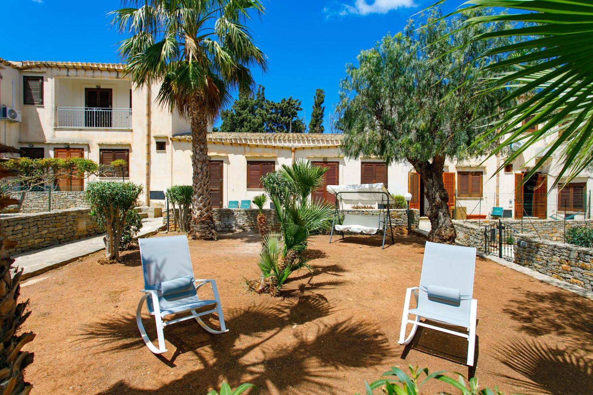 Sanvitotour- Residence Il Baglio ซานวิโต โลคาโป ภายนอก รูปภาพ