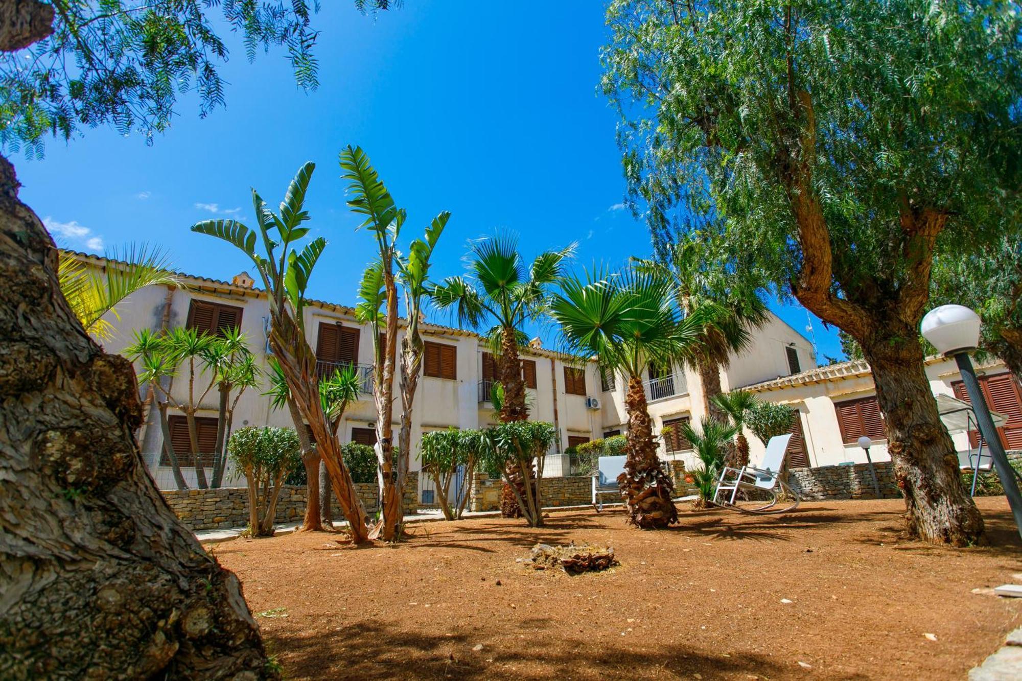 Sanvitotour- Residence Il Baglio ซานวิโต โลคาโป ภายนอก รูปภาพ
